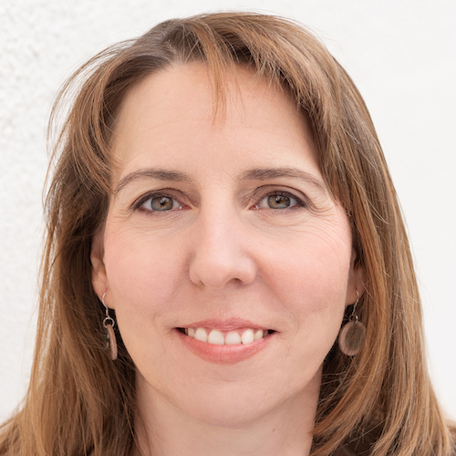 Sandra Möstl